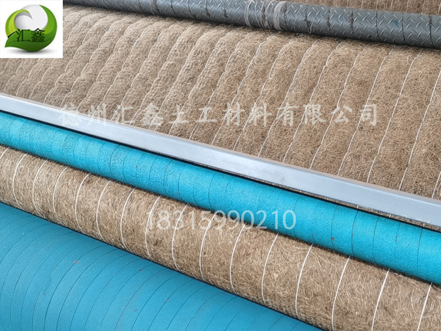 新型護坡產品——生態草毯(圖3) 新型護坡產品——生態草毯(圖3)