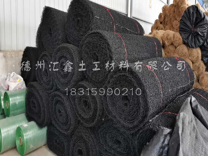 水土保護(hù)毯有哪些優(yōu)勢(shì)?(圖1) 水土保護(hù)毯有哪些優(yōu)勢(shì)?(圖1)